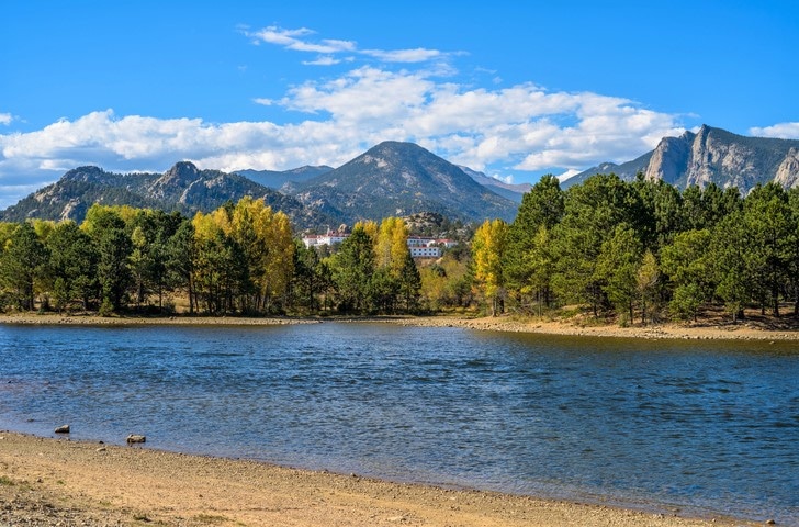 An autumn view of Lake Estes