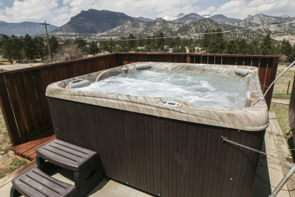 estes park lodging with hot tub