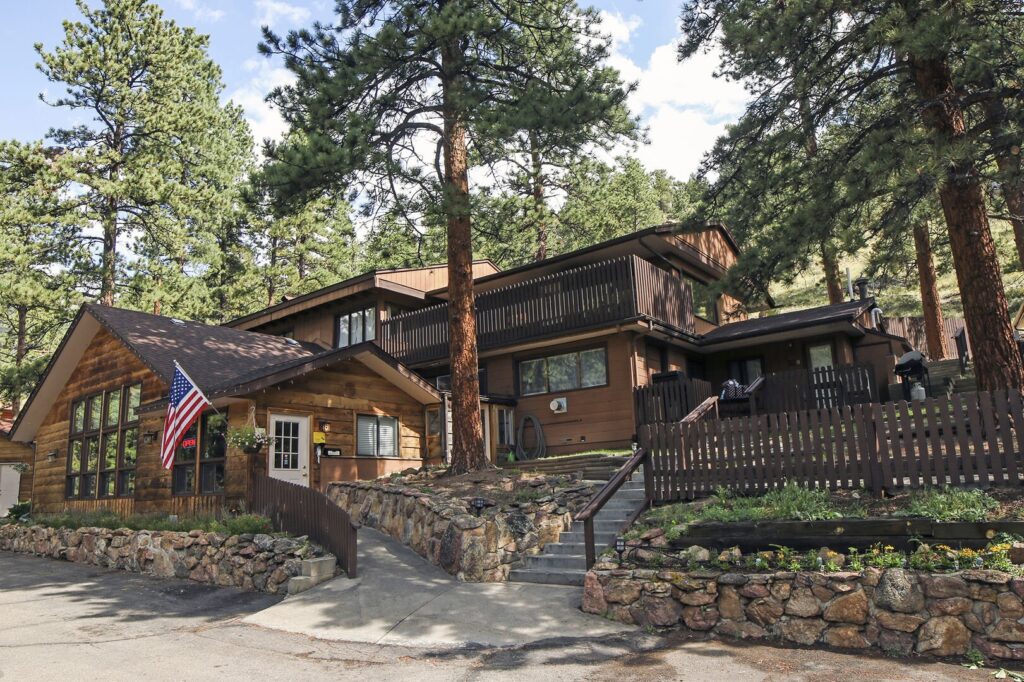 image of timber creek chalets estes park lodging